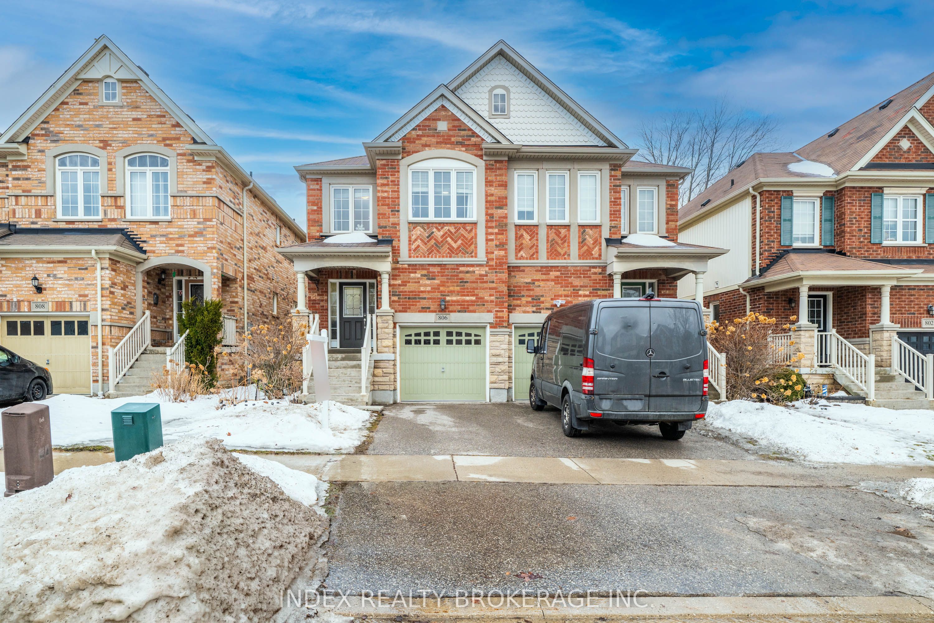 806 Mccue Drive, Oshawa, ON, L1K 0R1