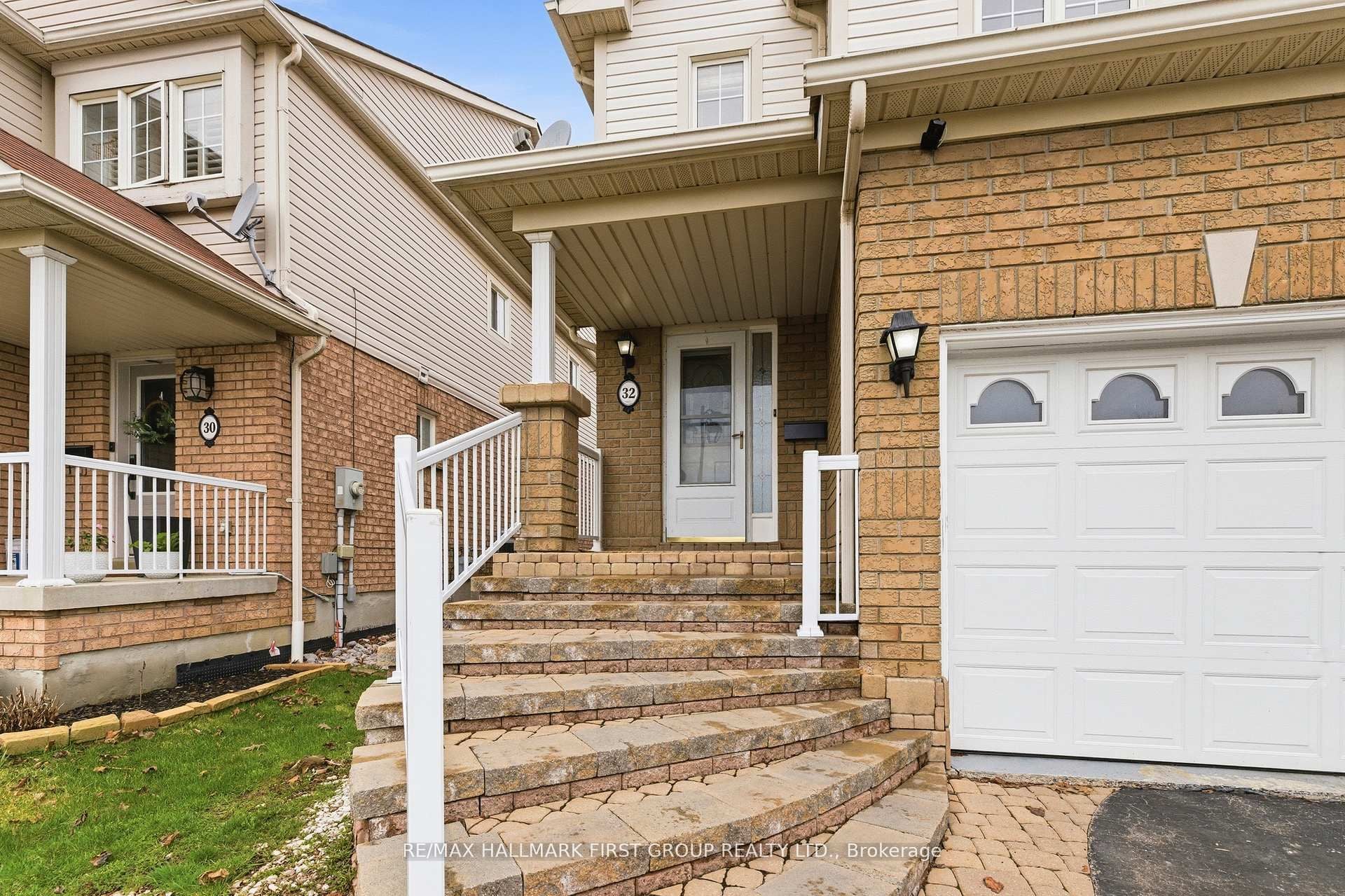 Additional image 2 of 32 Samandria Avenue, Whitby, ON, L1R 2Z7