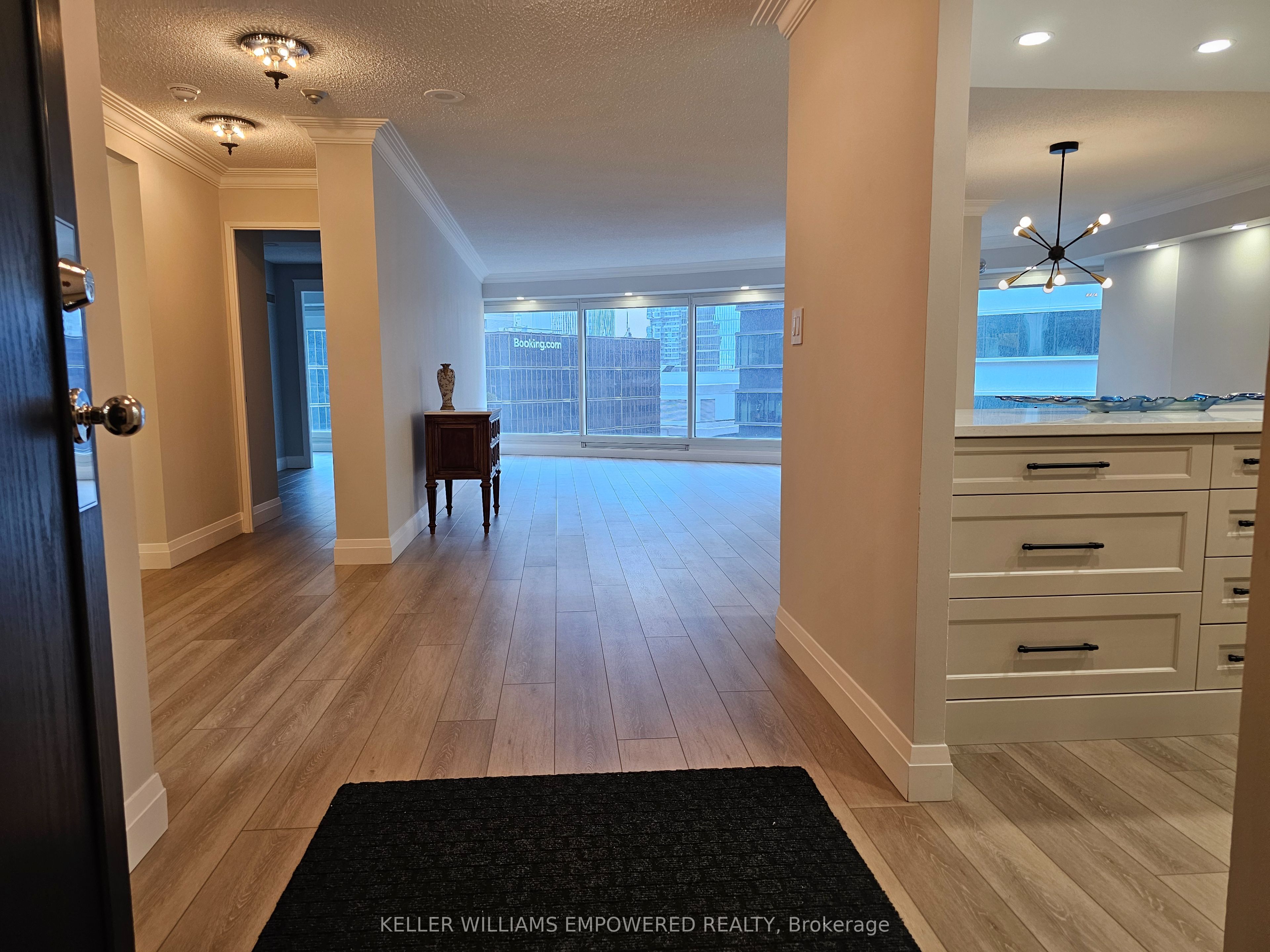 Additional image 3 of 1907-33 University Avenue, Toronto, ON, M5J 2S7
