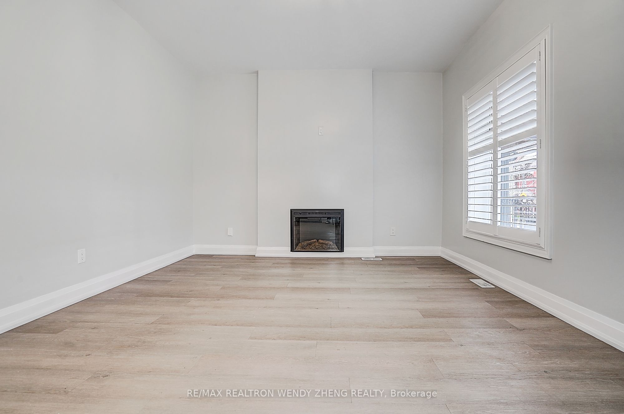 Additional image 4 of Unit 1/2/3-175 Grace Street, Toronto, ON, M6G 3A7