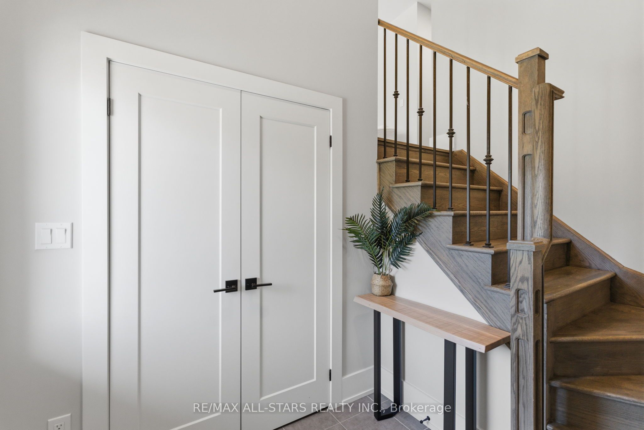 Additional image 3 of 7 Gord Matthews Way, Uxbridge, ON, L9P 0E9