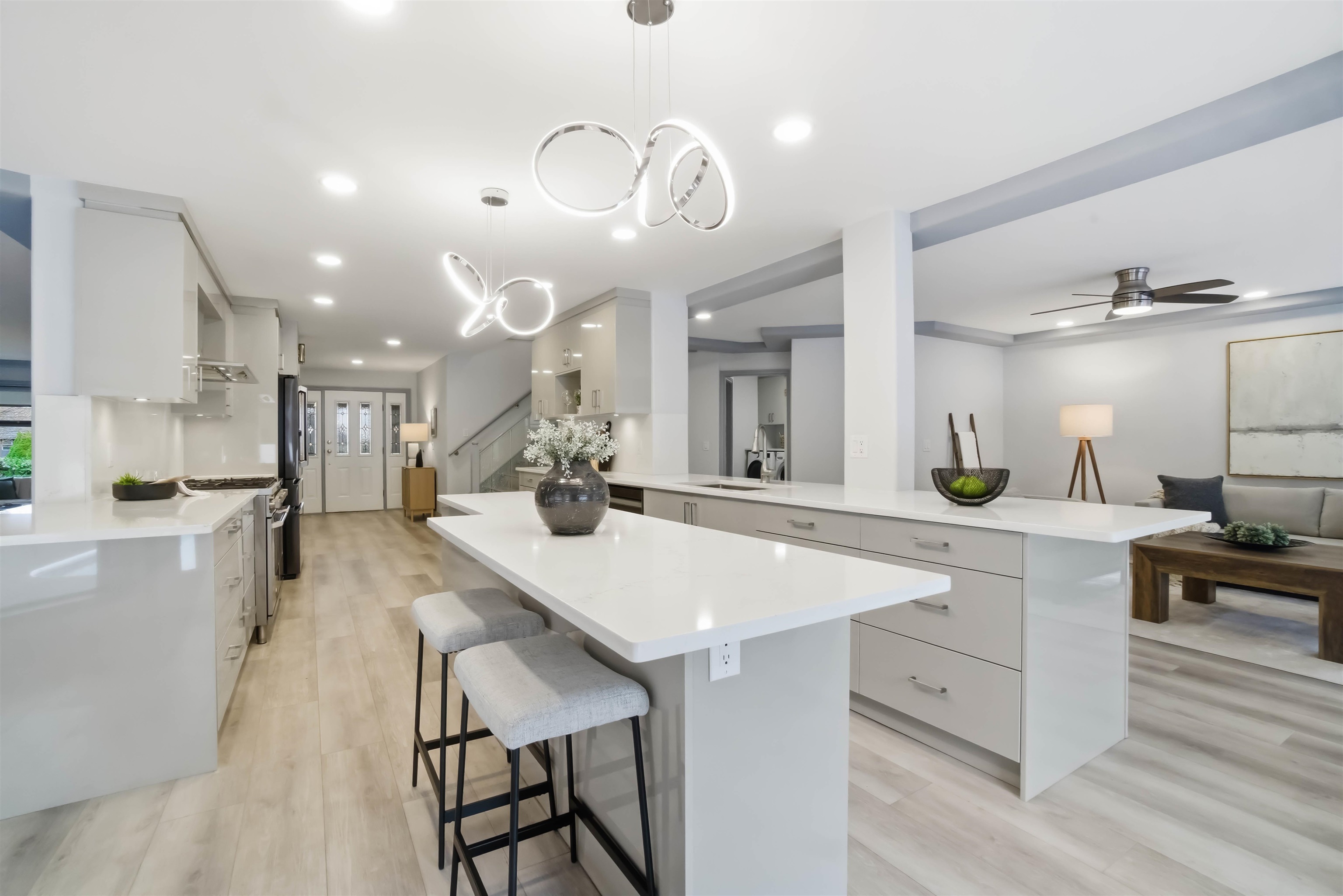 Additional image 2 of 2271 Sorrento Drive, Coquitlam, BC, V3K 6P4
