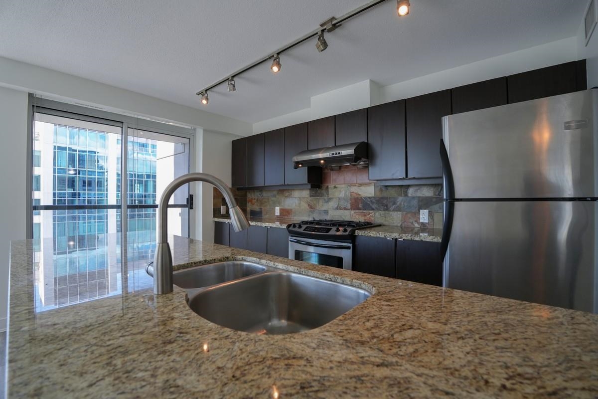 1507-6068 No. 3 Road, Richmond, BC, V6Y 4M7