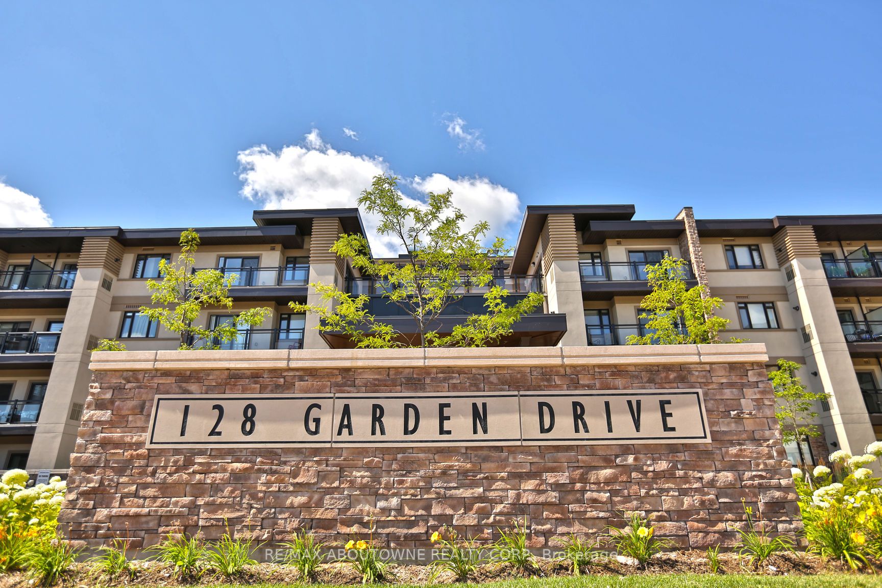 Additional image 3 of 103-128 Garden Drive, Oakville, ON, L6K 0H7