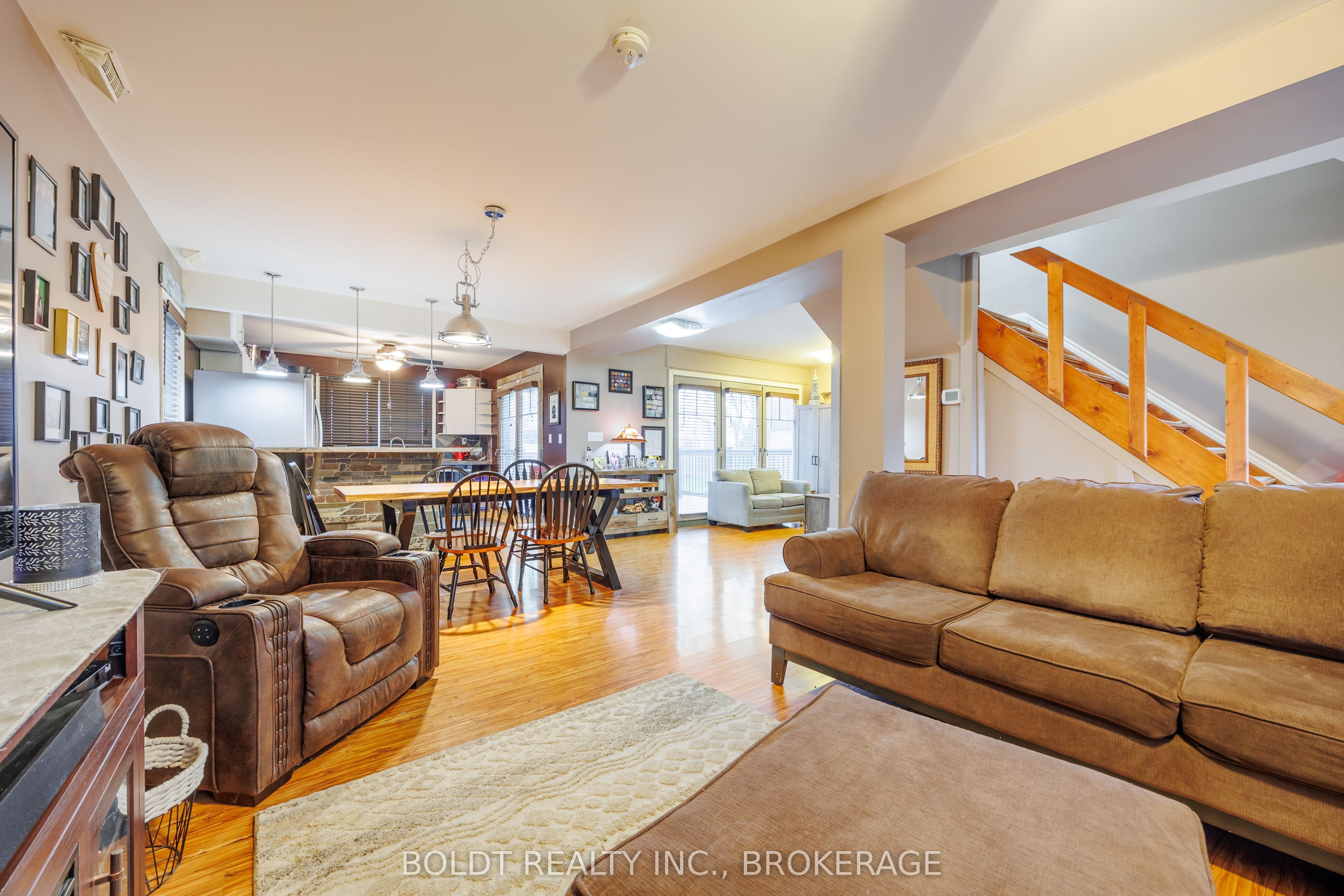 Additional image 4 of 19 Patricia Avenue, Welland, ON, L3C 1E7