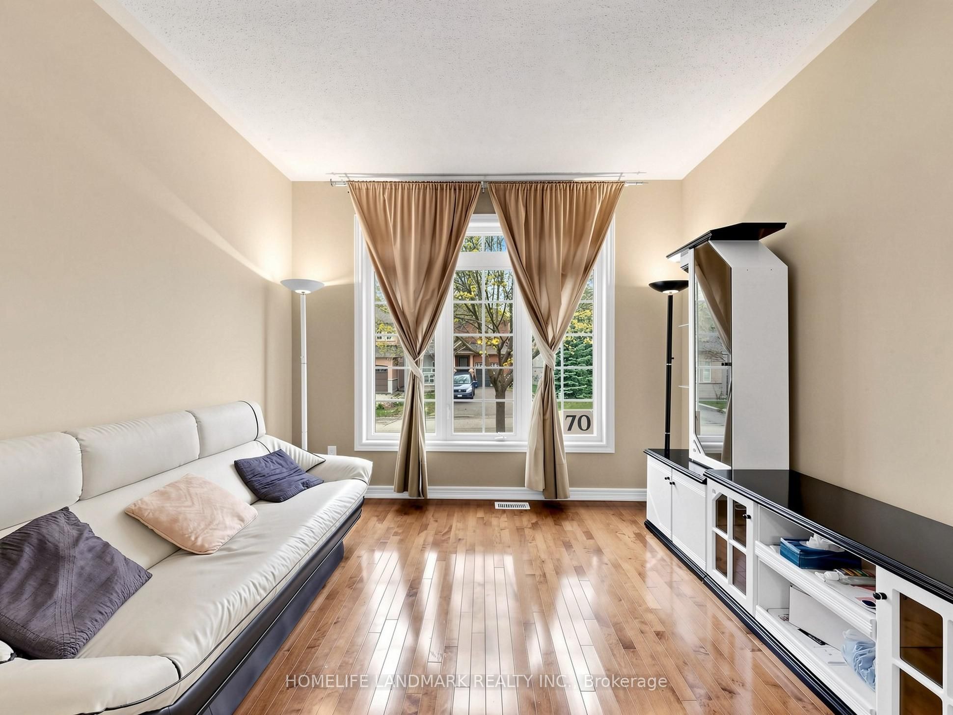 Additional image 4 of 70 Burgundy Trail, Vaughan, ON, L4J 8V9