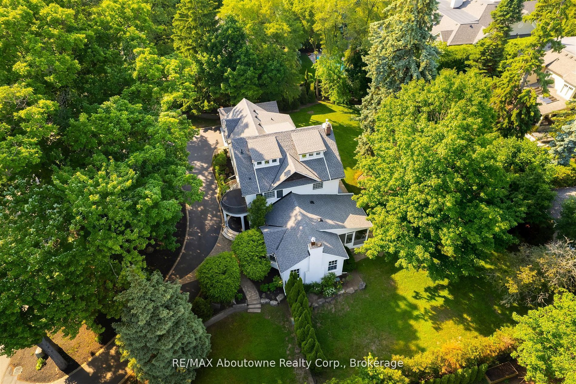 Additional image 2 of 317 Gloucester Avenue, Oakville, ON, L6J 3W8