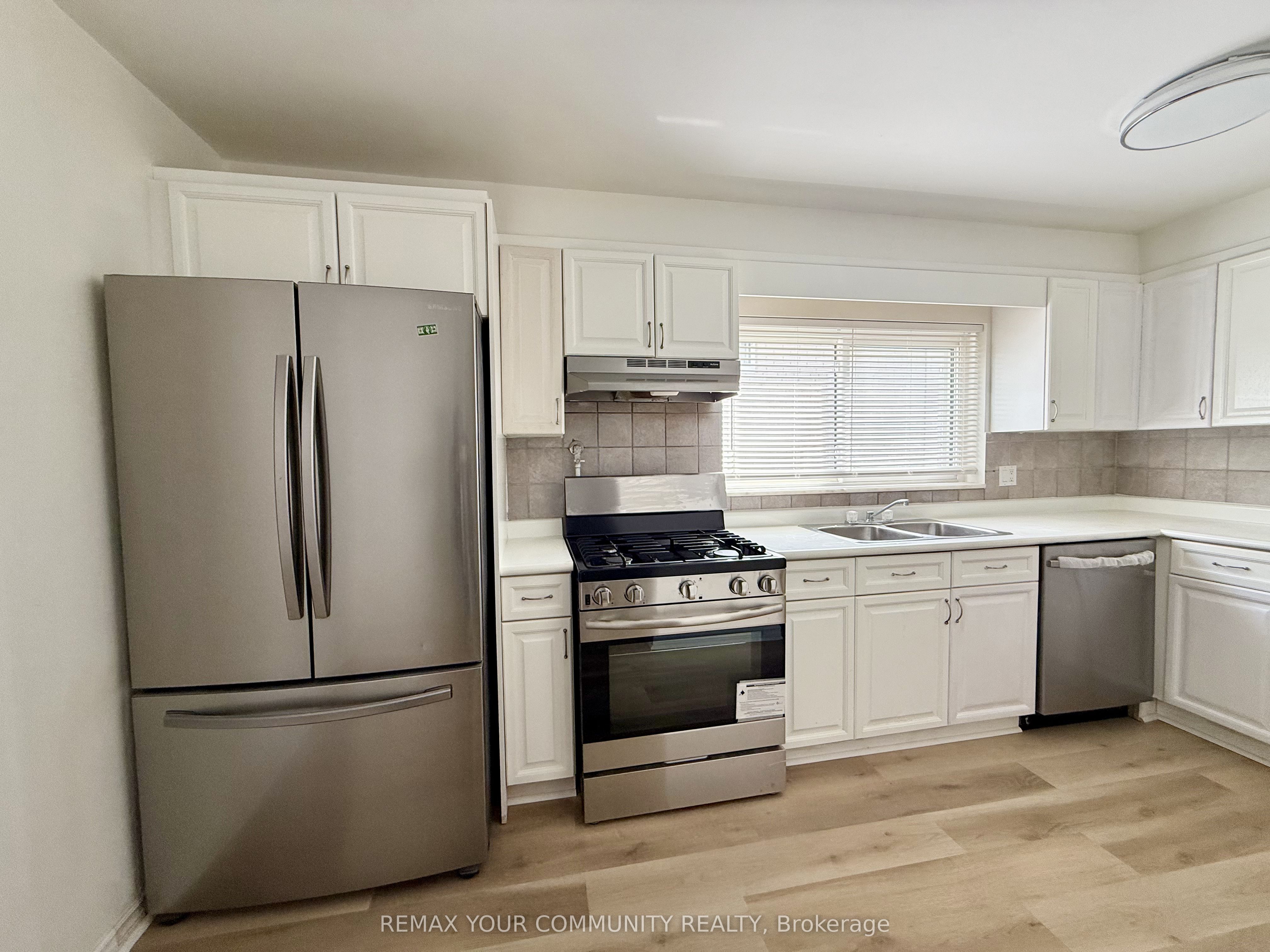 Additional image 3 of Upper-17 Regatta Crescent, Toronto, ON, M2R 2X7