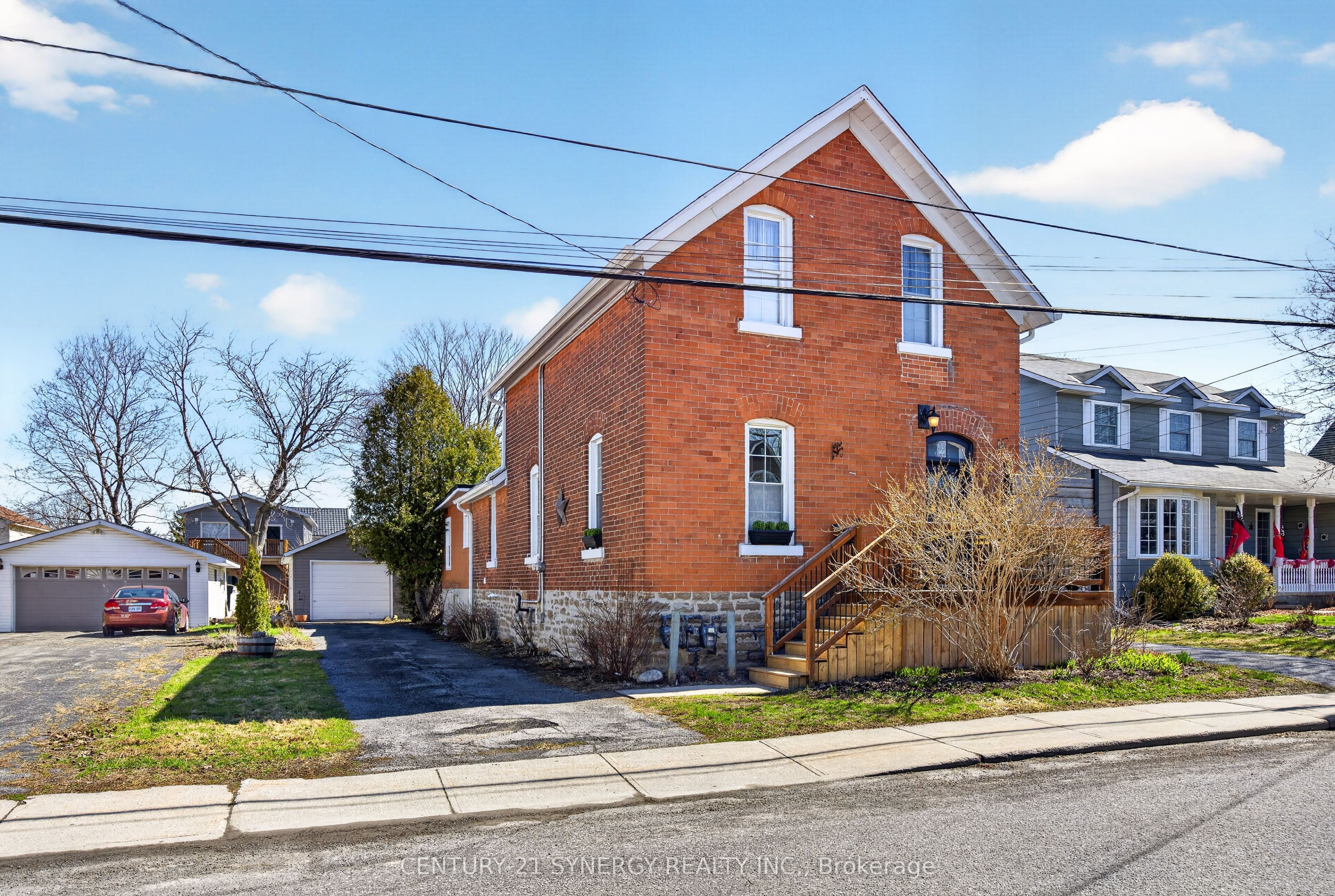 Additional image 2 of 33 Napoleon Street, Carleton Place, ON, K7C 2X4