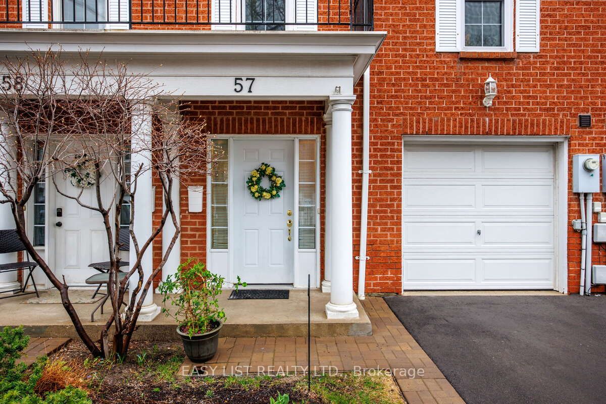 57-57 Stornwood Court, Brampton, ON, L6W 4J1