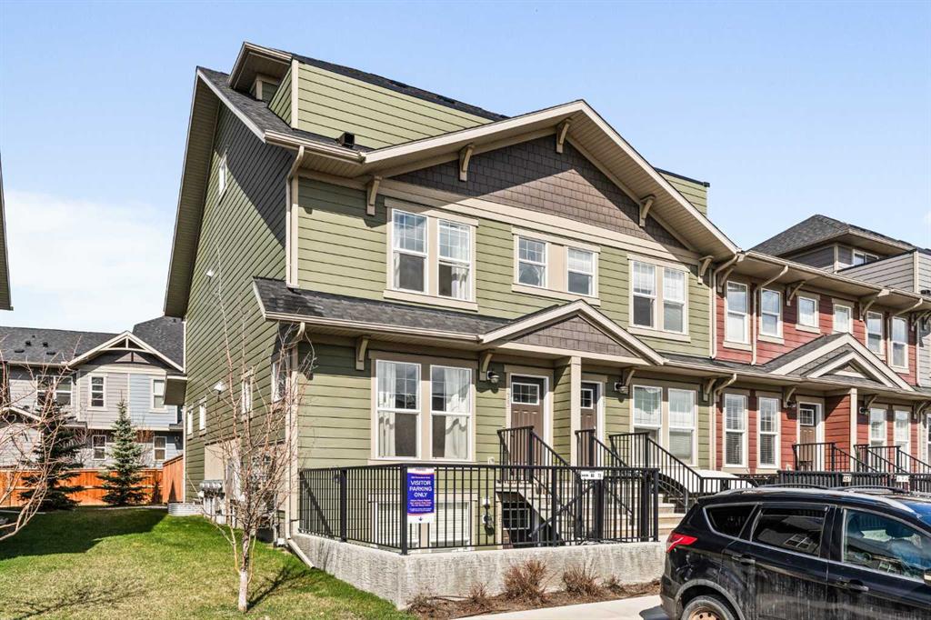 463 Cranbrook Square SE, Calgary, AB, T3M3E3
