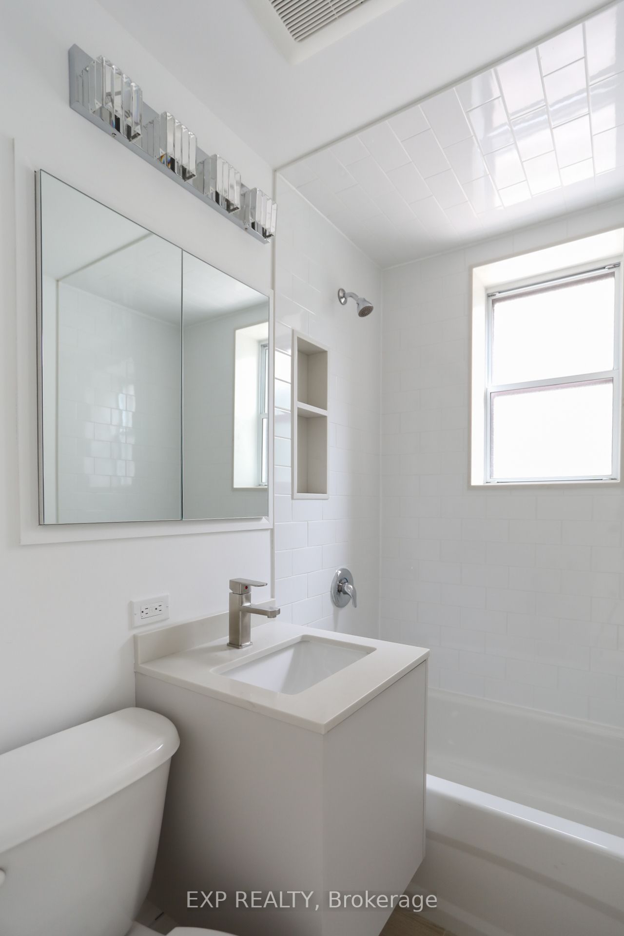 Additional image 3 of Lower Level-73 Balfour Avenue, Toronto, ON, M4C 1T4