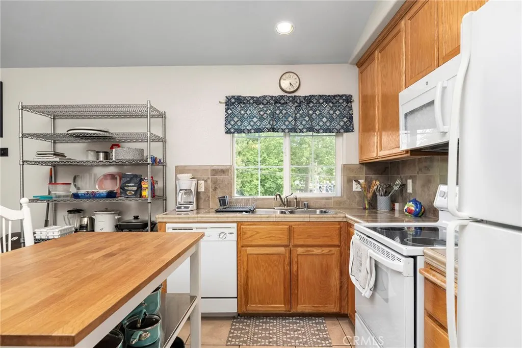 Additional image 42 of 1166 E 10th St, Chico, CA 95928