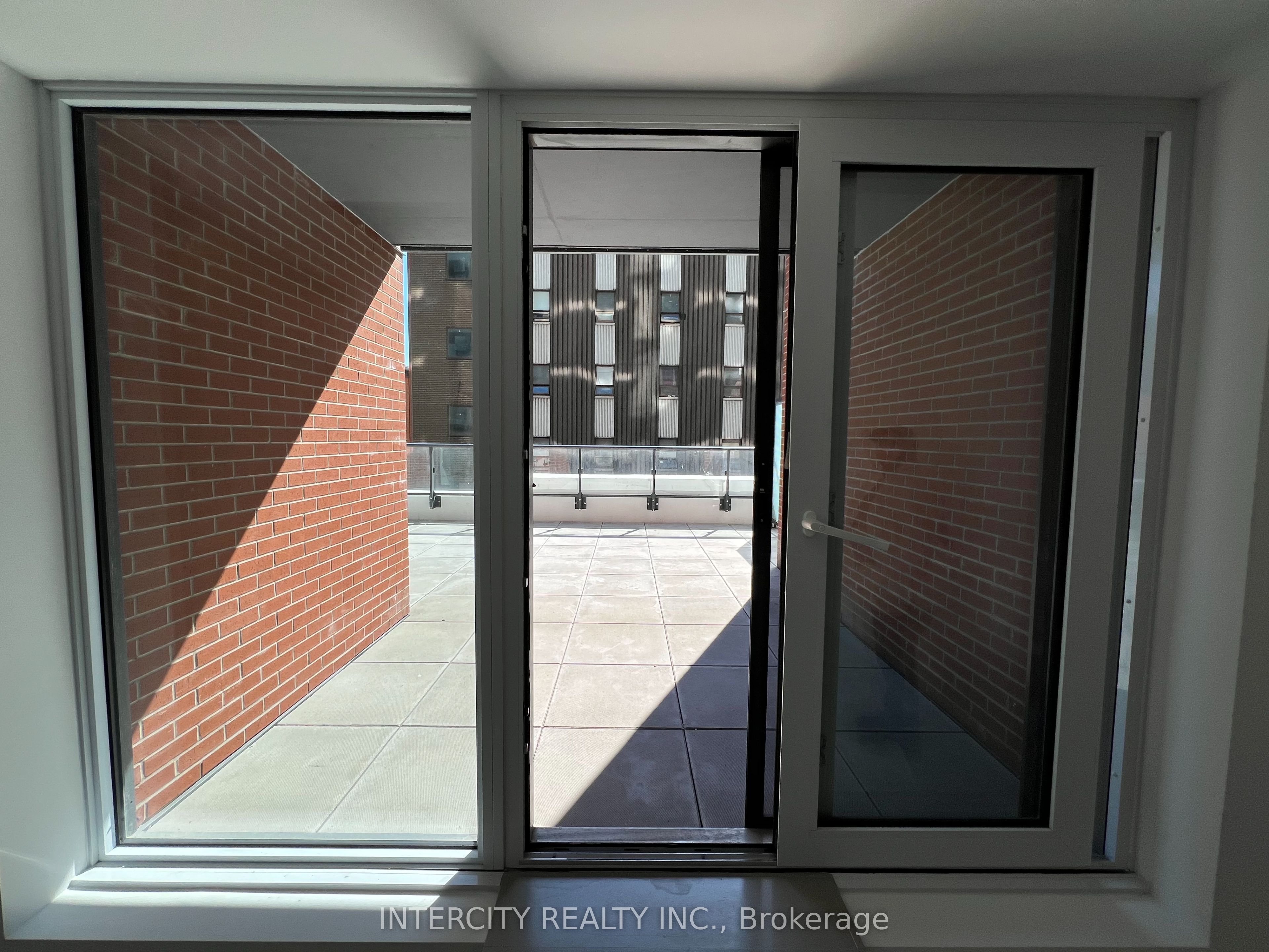 Additional image 2 of 312-75 James Street S, Hamilton, ON, L8P 2Y9