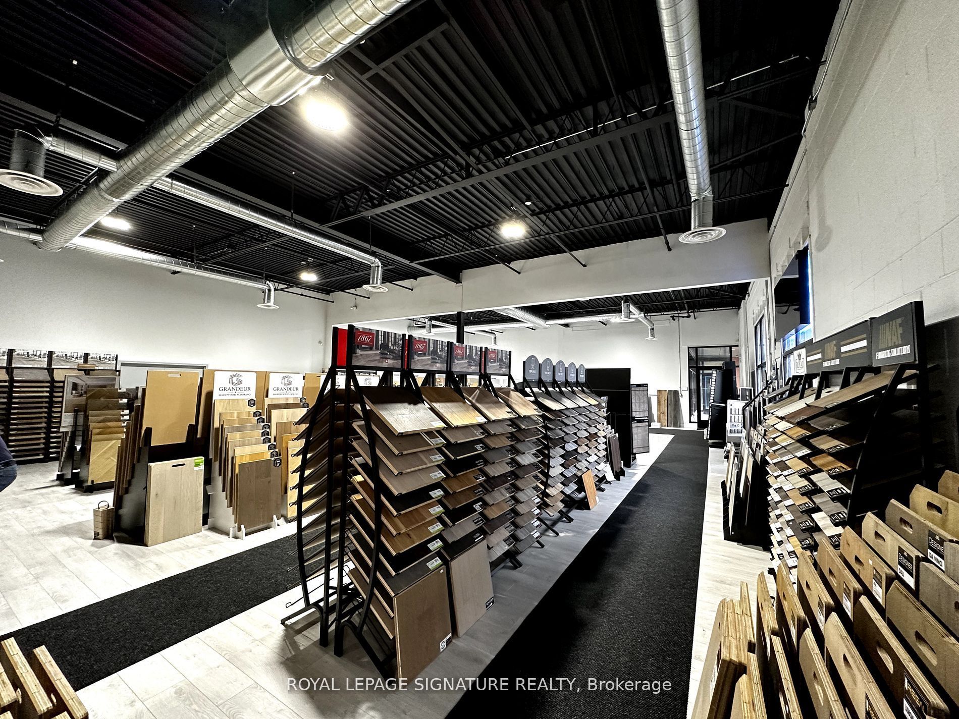 Additional image 3 of 9-37 Stoffel Drive, Toronto, ON, M9W 6A8