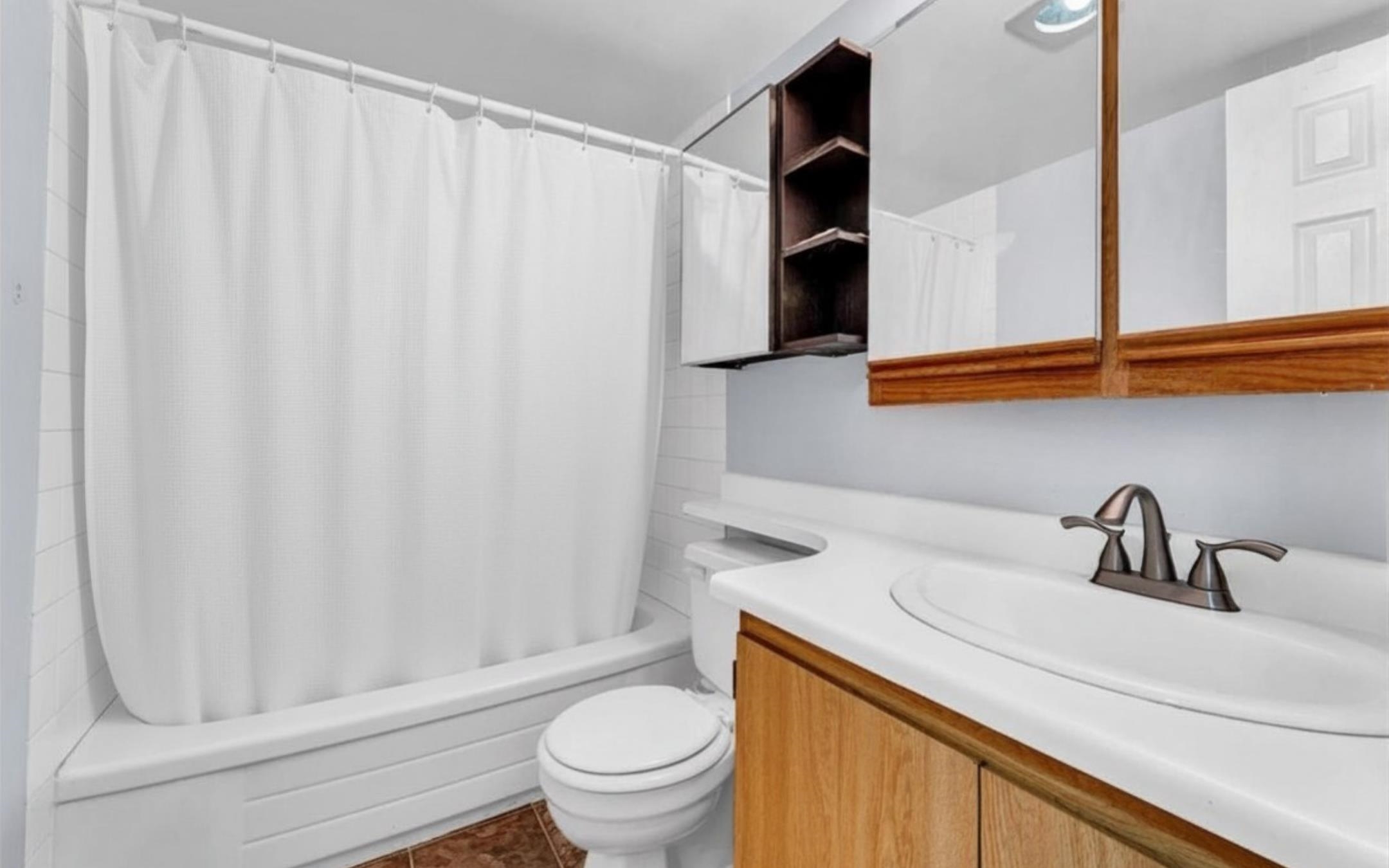 Additional image 6 of 201-13316 71b Avenue, Surrey, BC, V3W 7Z4