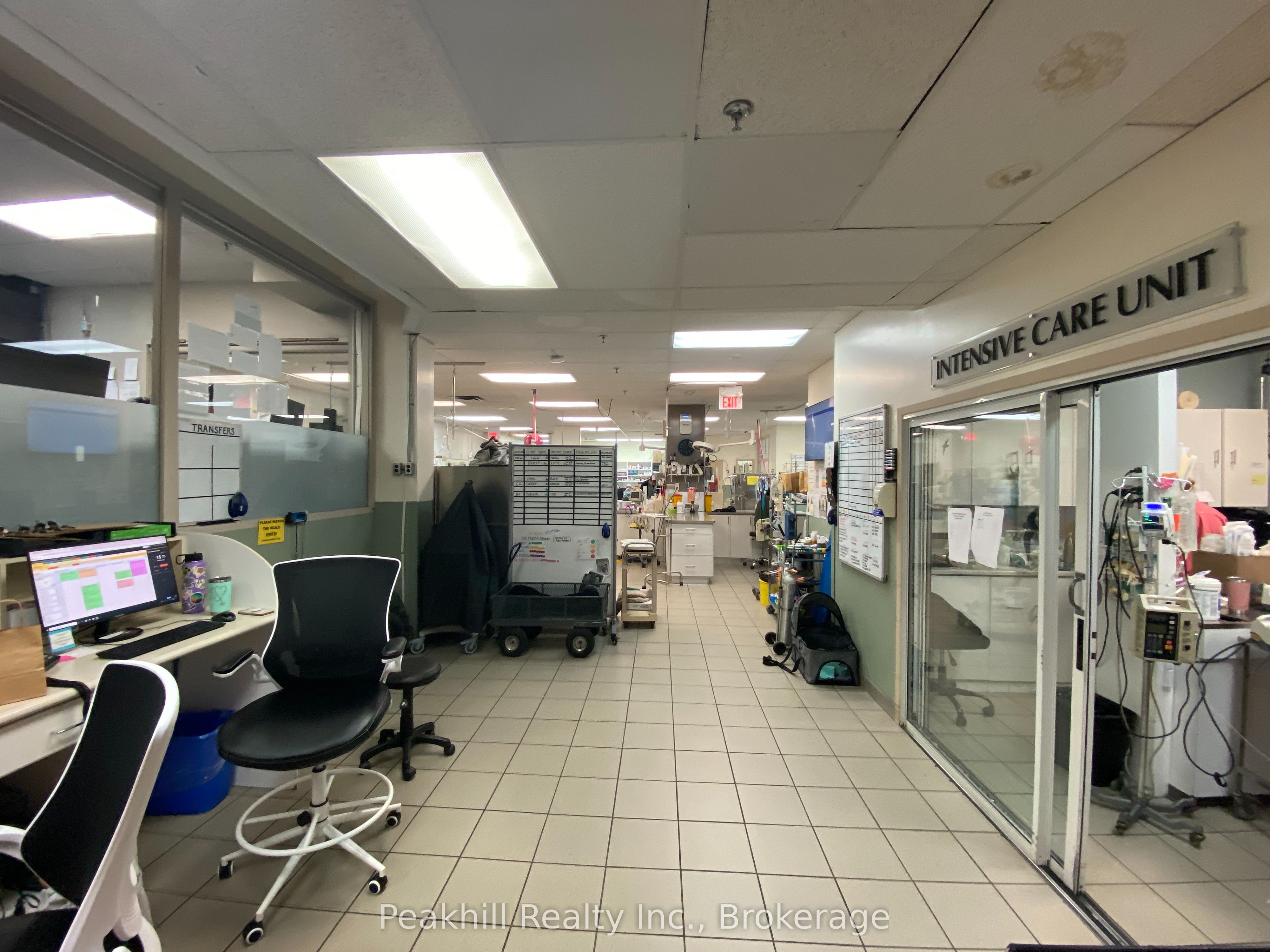 Additional image 3 of 5, 6, 7, 8, -920 Yonge Street, Toronto, ON, M4W 3C7