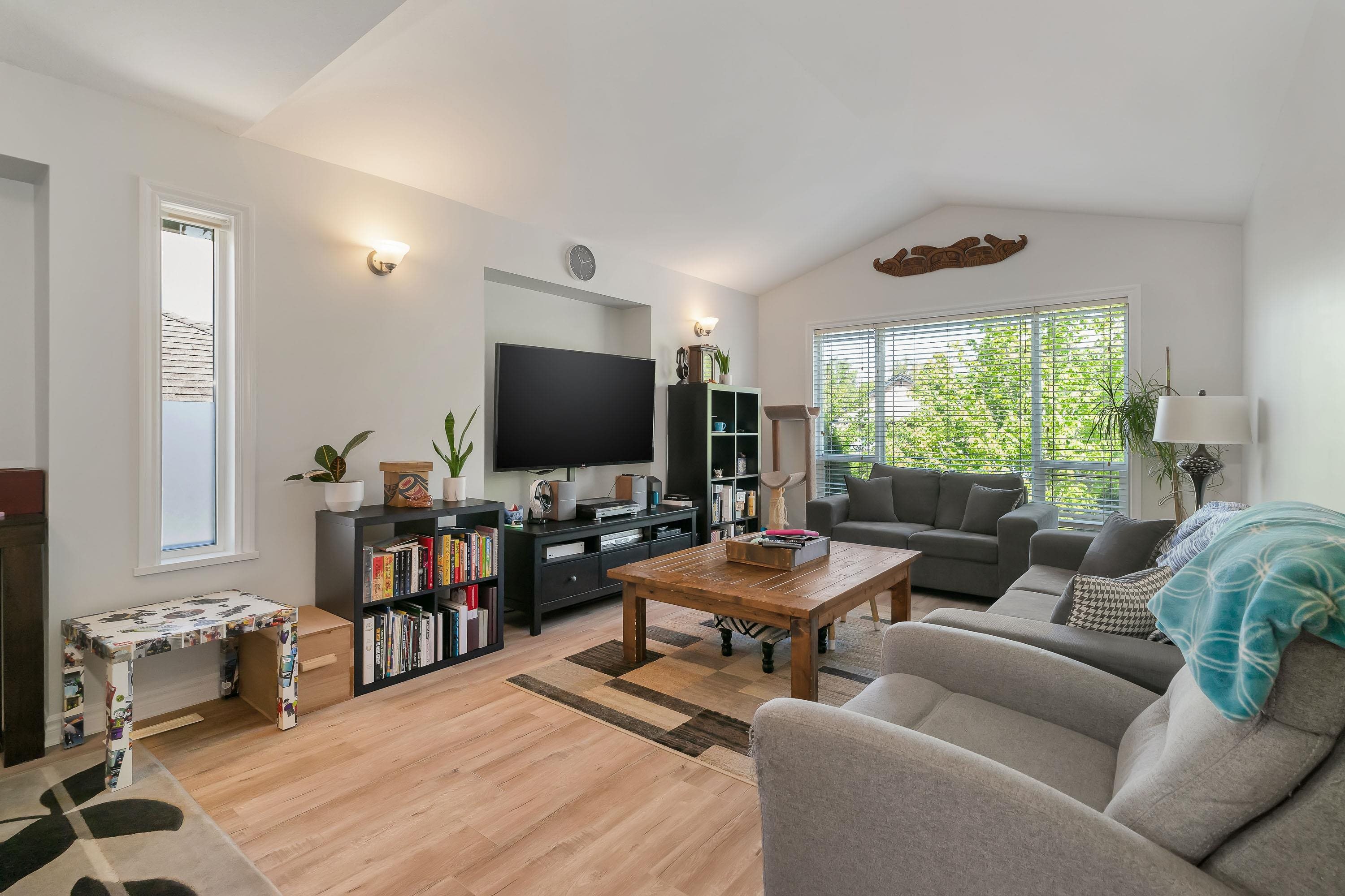 Additional image 4 of 23788 Kanaka Way, Maple Ridge, BC, V2W 1E5