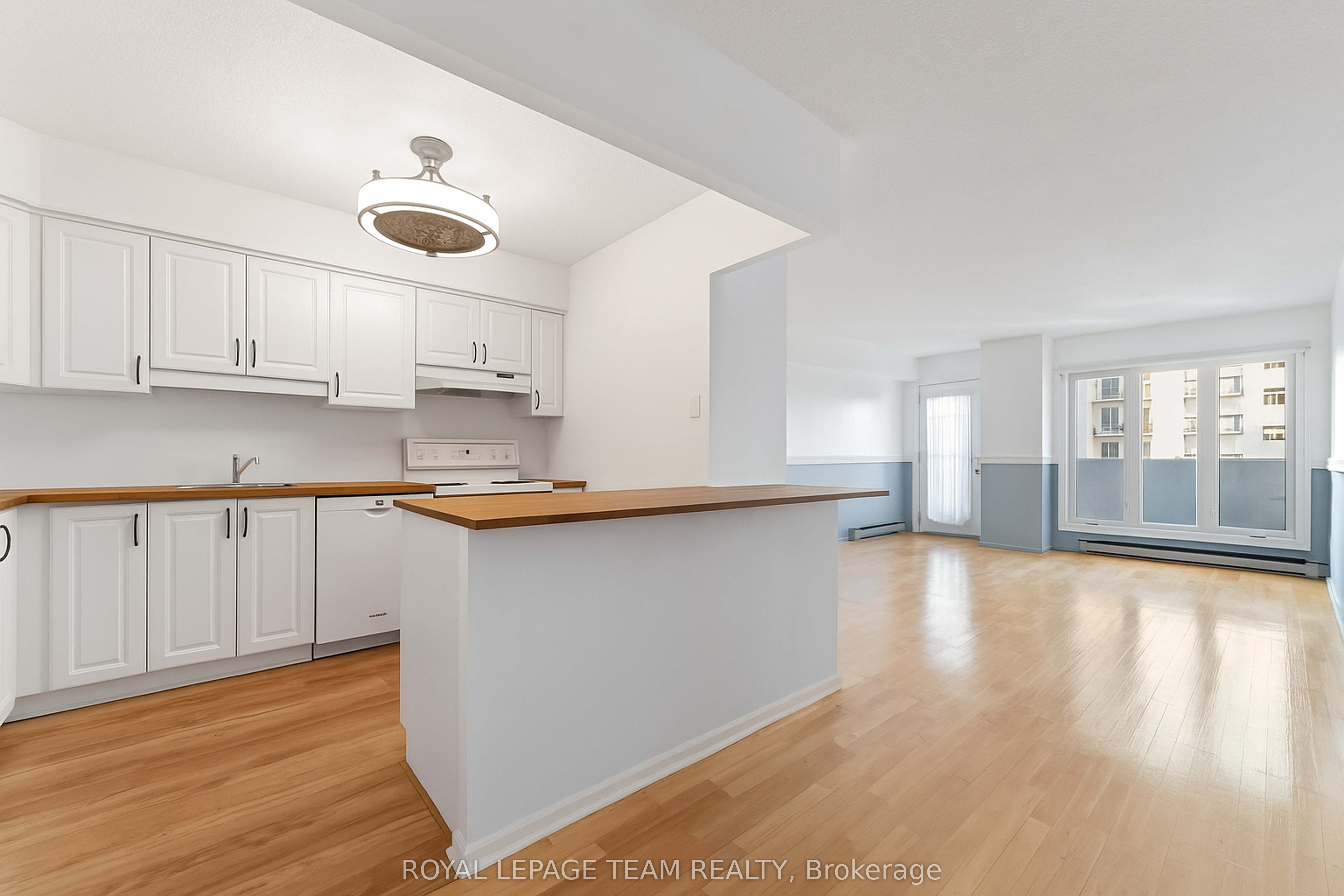 Additional image 5 of 606-158C Mcarthur Avenue, Ottawa, ON, K1L 8E7