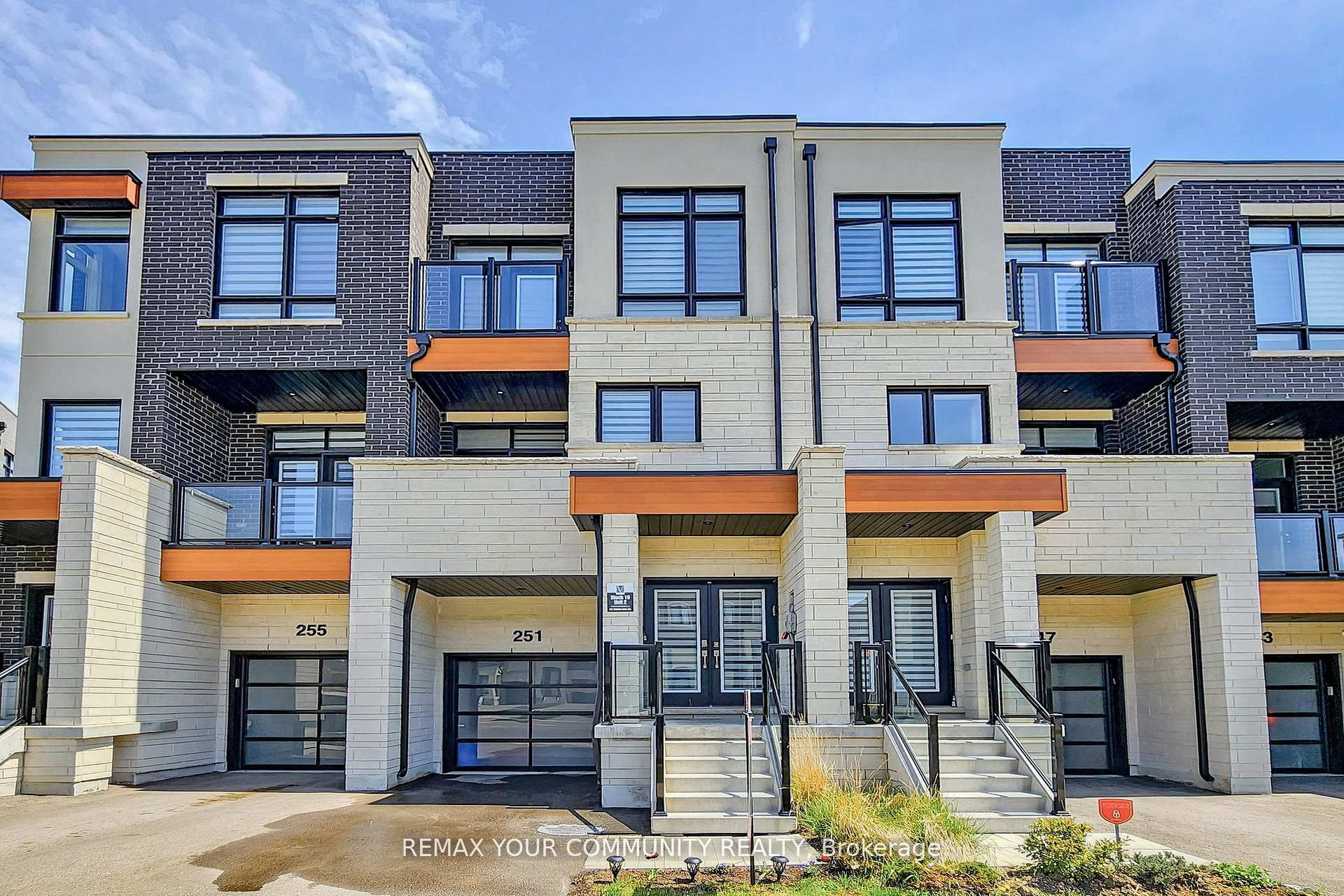 251 Thomas Cook Avenue, Vaughan, ON, L6A 5A1