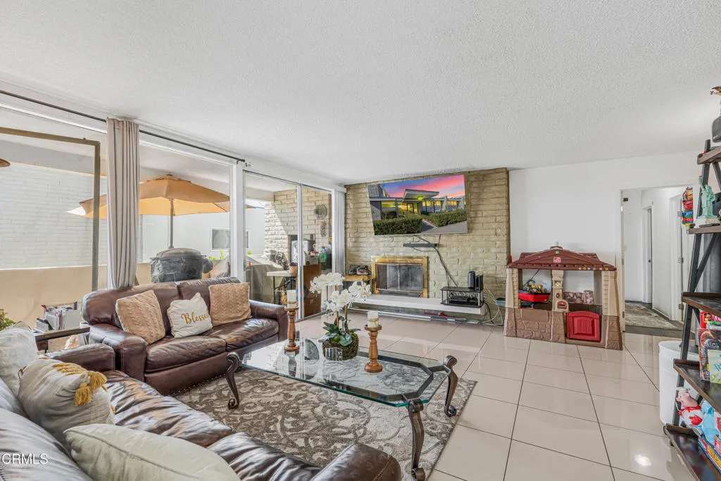 Additional image 6 of 1331 Edgewood Way, Oxnard, CA 93030