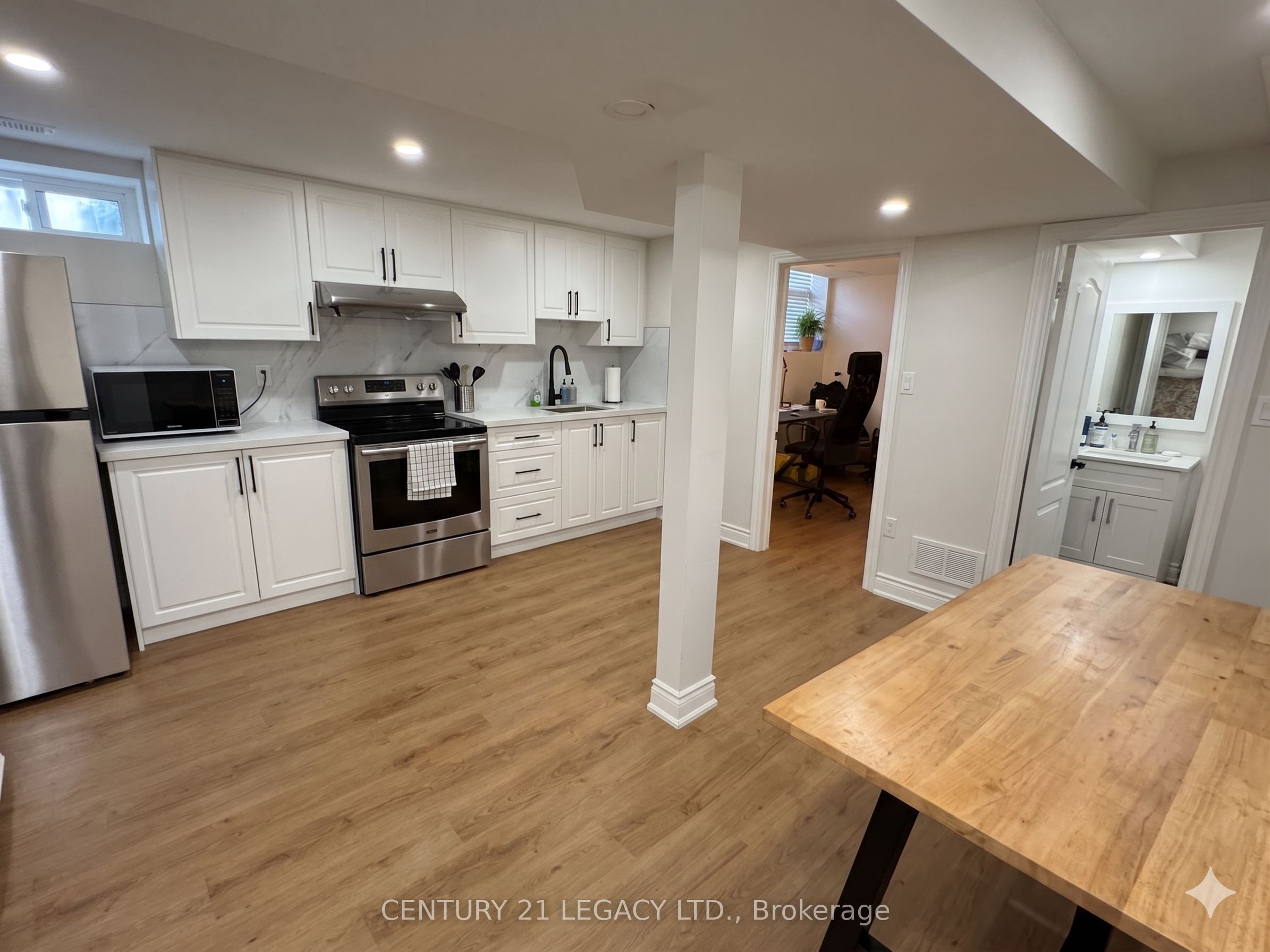Bsmt-5 Haida Square, Brampton, ON, L6S 2N5