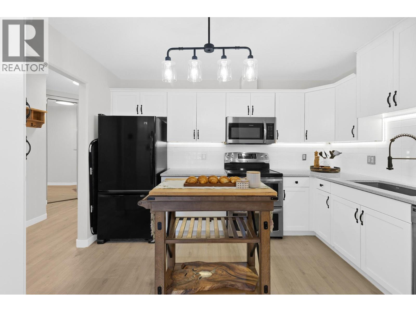106-303 Whitman Road, Kelowna, BC, V1V2P3