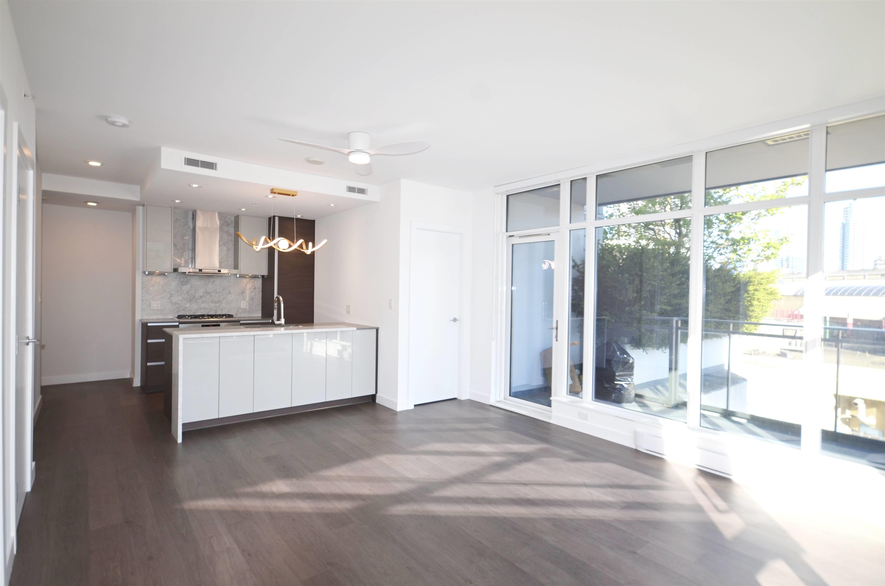 Additional image 6 of 502-6098 Station Street, Burnaby, BC, V5H 0H4