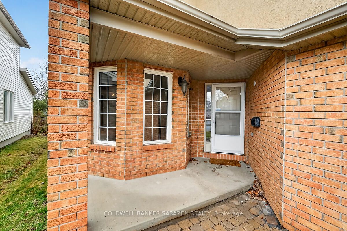 Additional image 3 of 33 Rialto Way, Ottawa, ON, K1T 4B3