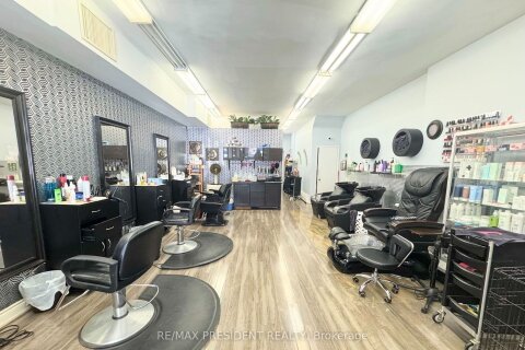 Additional image 5 of 3063 Hurontario Street, Mississauga, ON, L5A 2G9