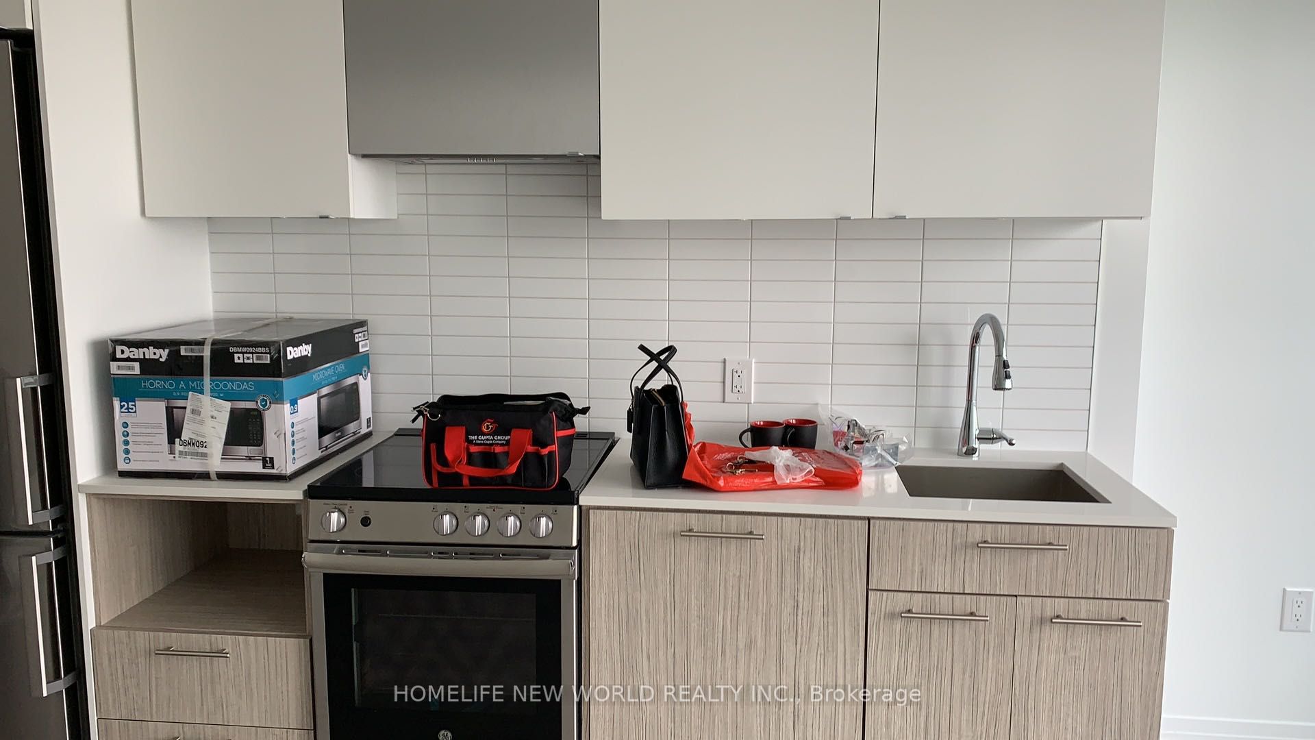 Additional image 3 of 3607-251 Jarvis Street, Toronto, ON, M4B 0C3