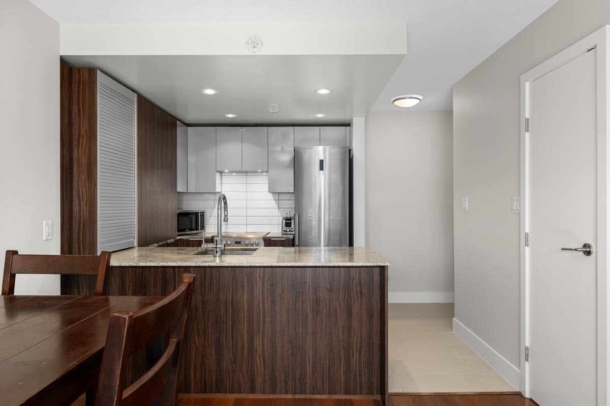 Additional image 6 of 620-1088 Richards Street, Vancouver, BC, V6G 0J8