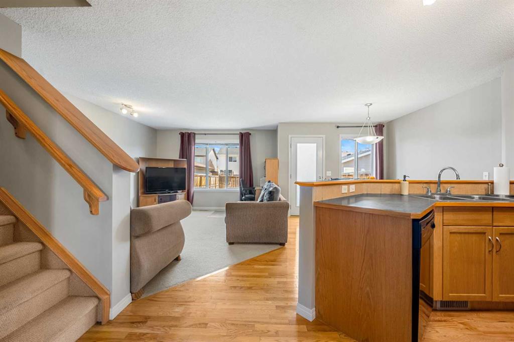 Additional image 6 of 83 Saddlebrook Gardens NE, Calgary, AB, T3J 5M5