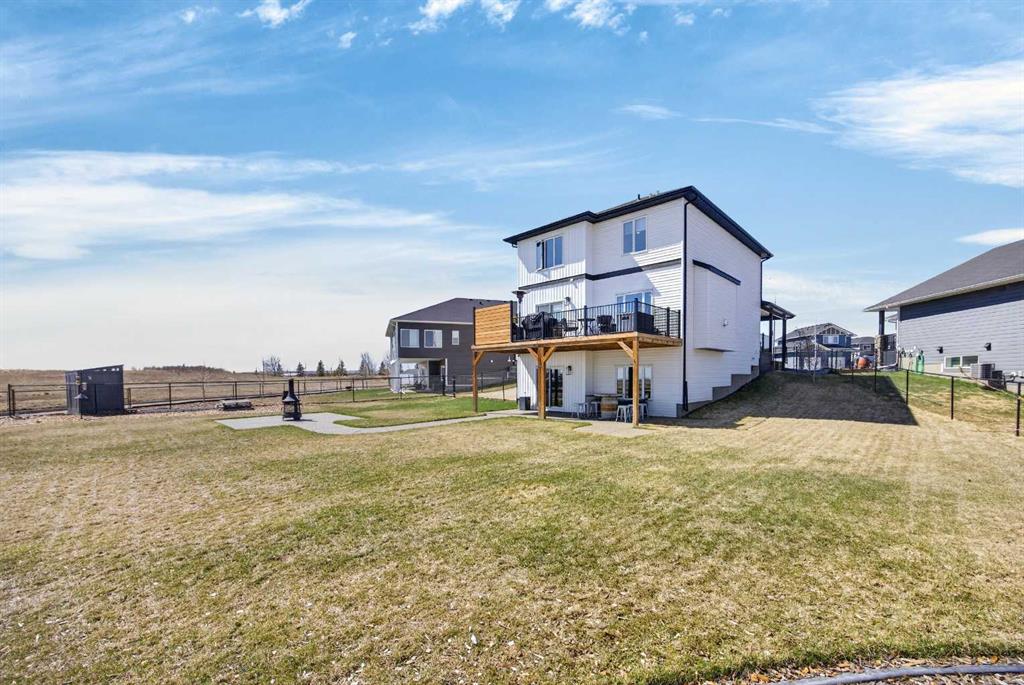 Additional image 4 of 10 Bishop Circle, Carstairs, AB, T0M 0N0