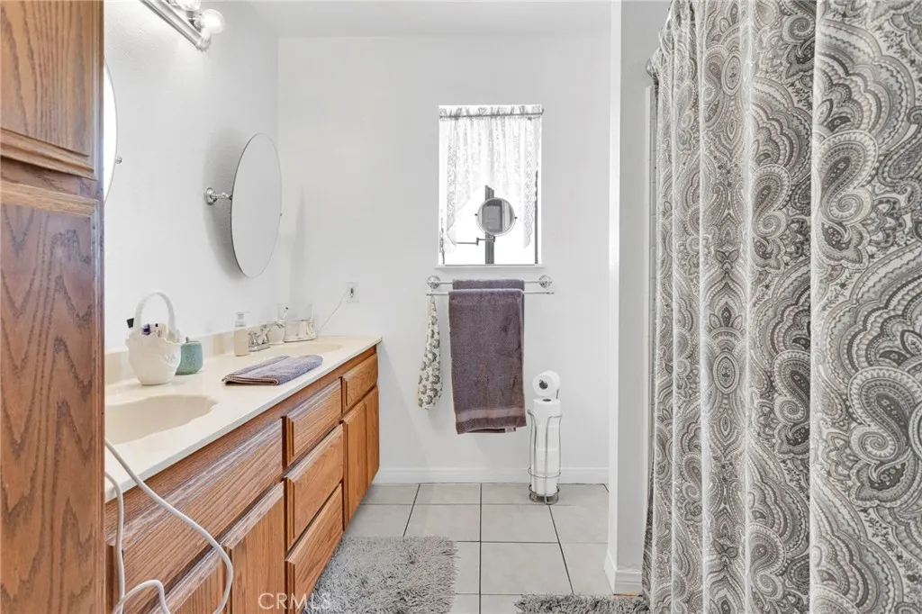 Additional image 31 of 9872 Aster Rd, Oak Hills, CA 92344