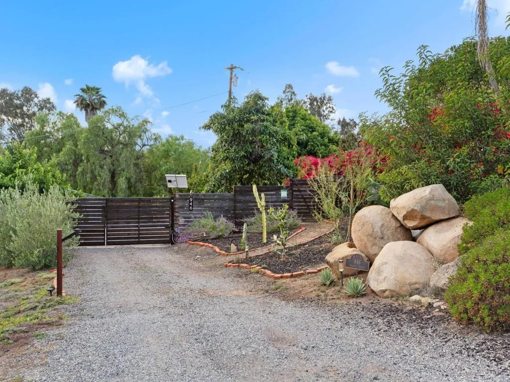 Additional image 73 of 946 Osborne Street, Vista, CA 92084