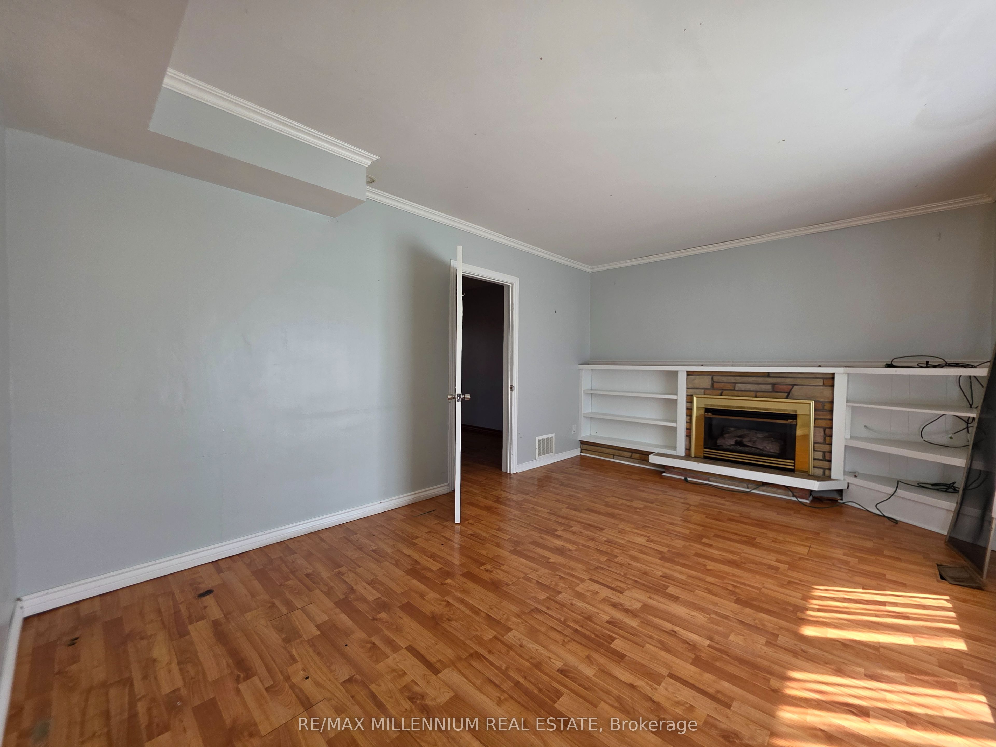 Additional image 3 of 12 Todd Brook Drive, Toronto, ON, M9V 1R4