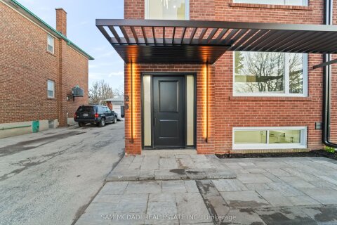 Additional image 9 of 25 Falstaff Avenue, Toronto, ON, M6L 2C6