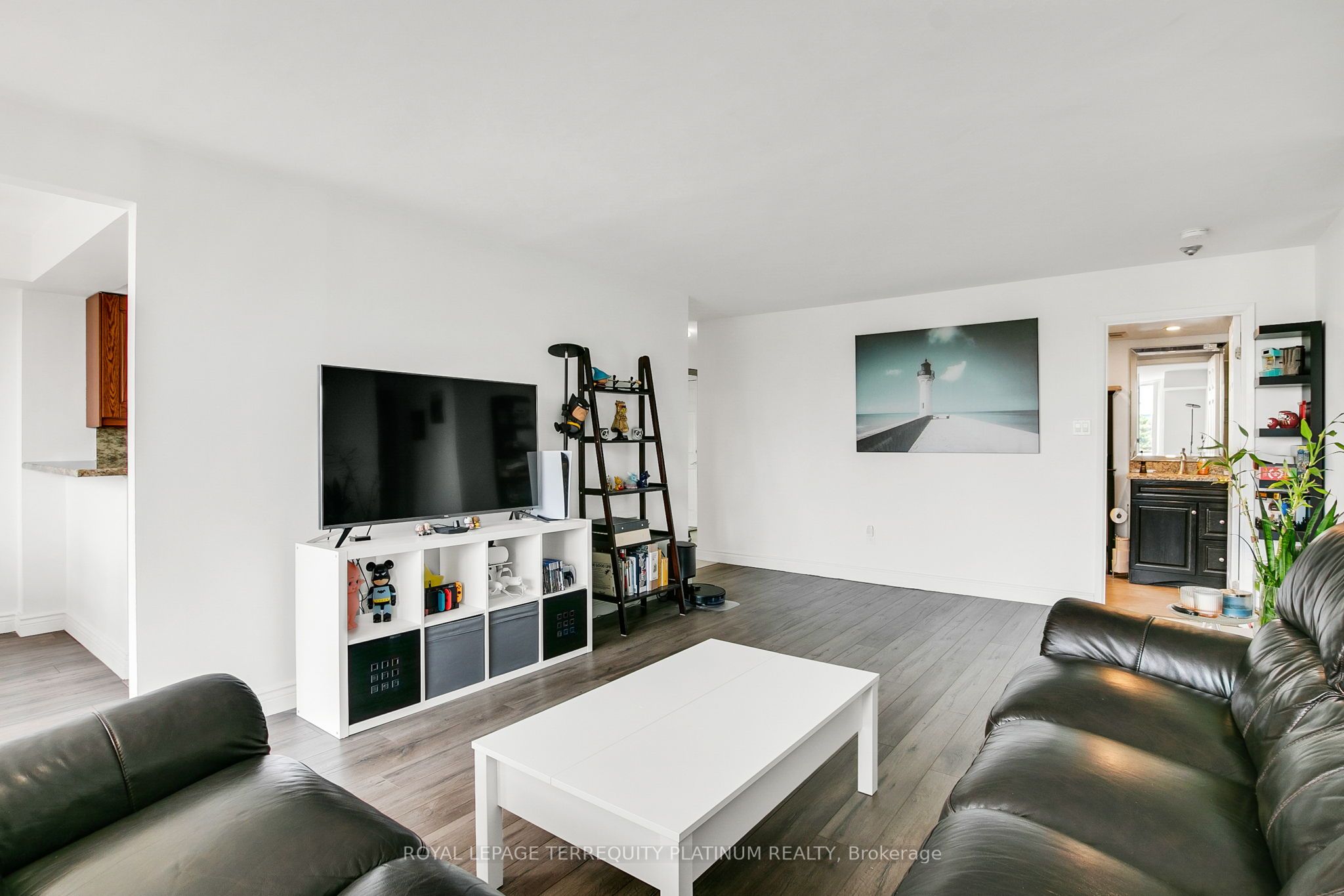 Additional image 4 of 413-175 Cedar Avenue, Richmond Hill, ON, L4C 9V3
