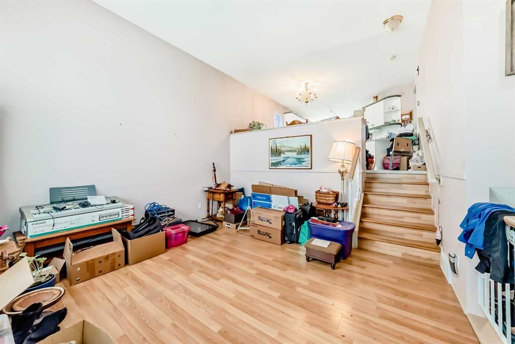 Additional image 4 of 193 Somerset Drive SW, Calgary, AB, T2Y3K2