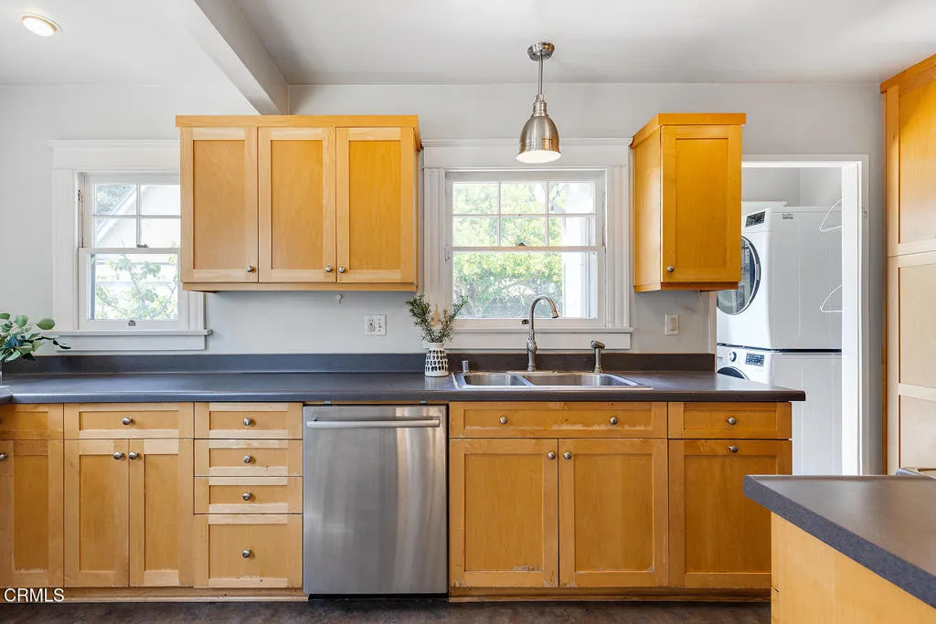 Additional image 40 of 183 W Mariposa Street, Altadena, CA 91001