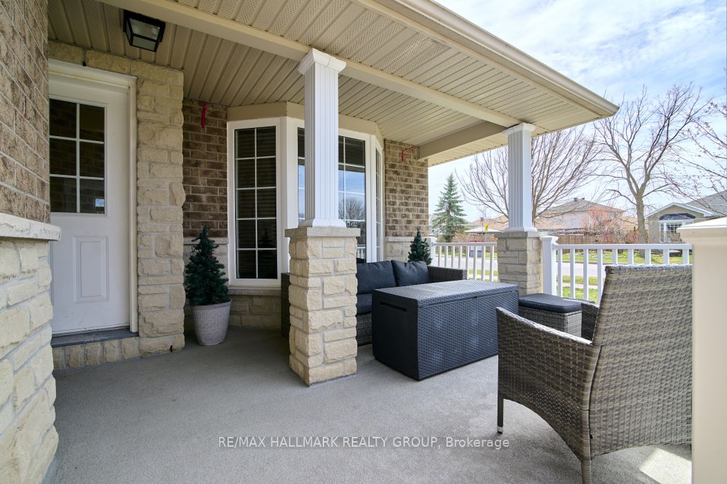 Additional image 4 of 702 Mud Creek Crescent, Ottawa, ON, K1V 1W3