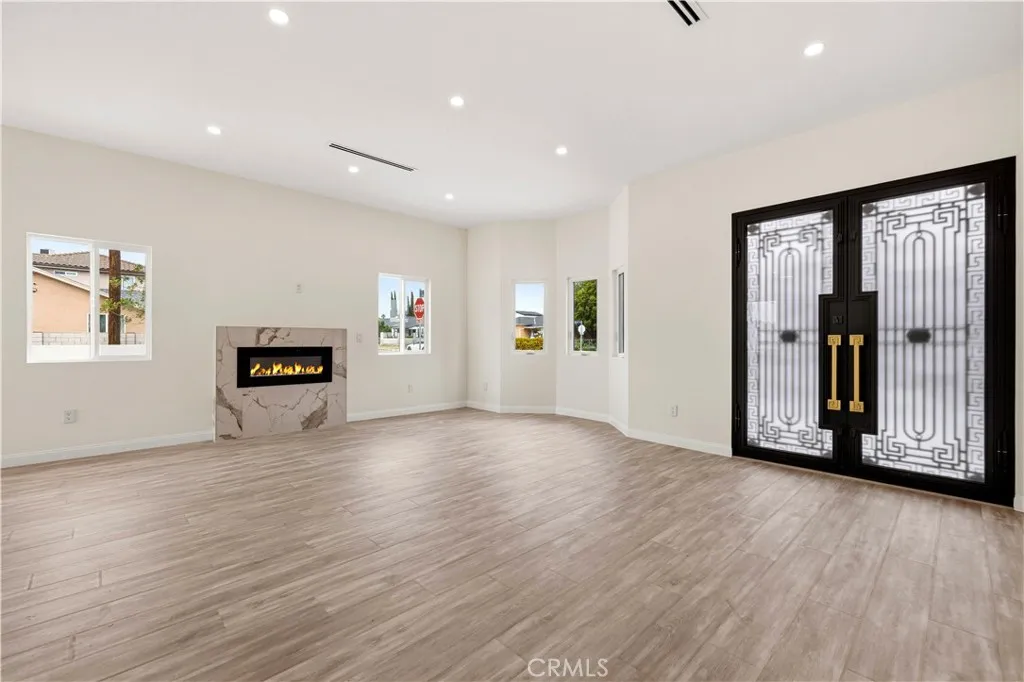 Additional image 4 of 8149 Saint Clair Ave, North Hollywood, CA 91605