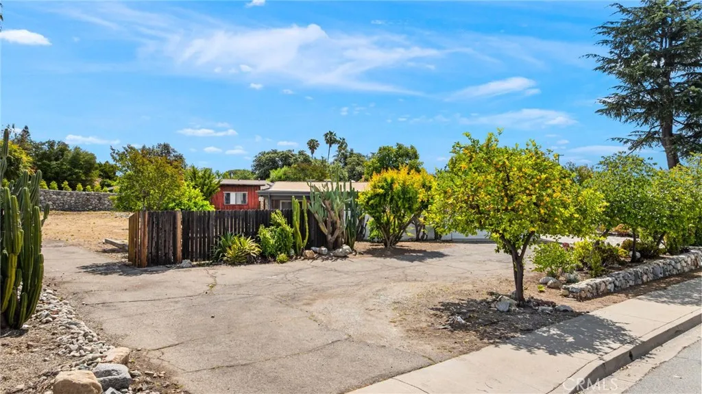 Additional image 49 of 1690 N Mills Ave, Claremont, CA 91711