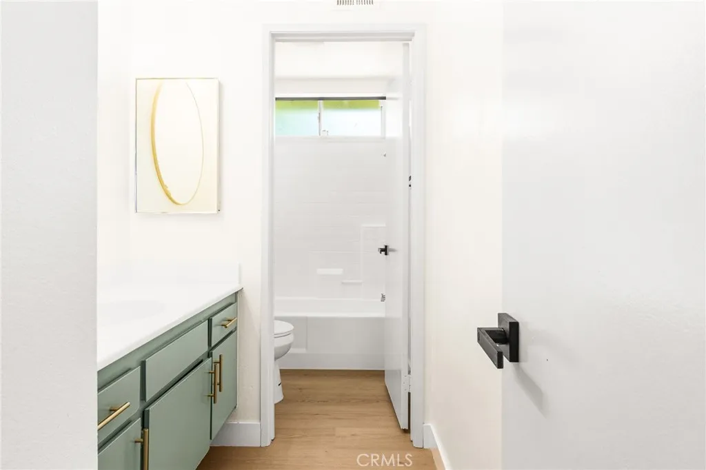 Additional image 49 of 977 N Driftwood Ave, Rialto, CA 92376
