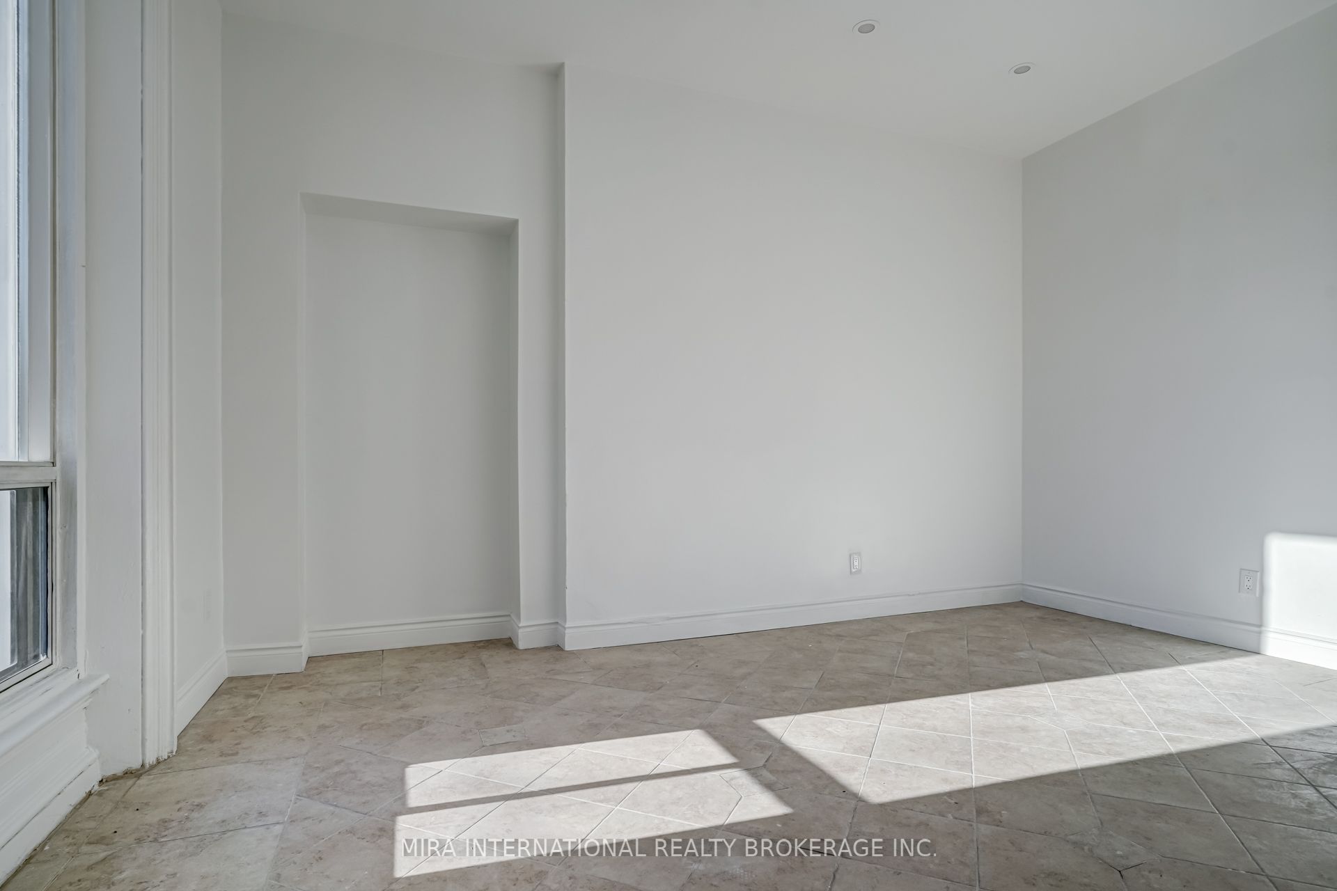 Additional image 4 of 103-180 Sherbourne Street, Toronto, ON, M5A 2R7