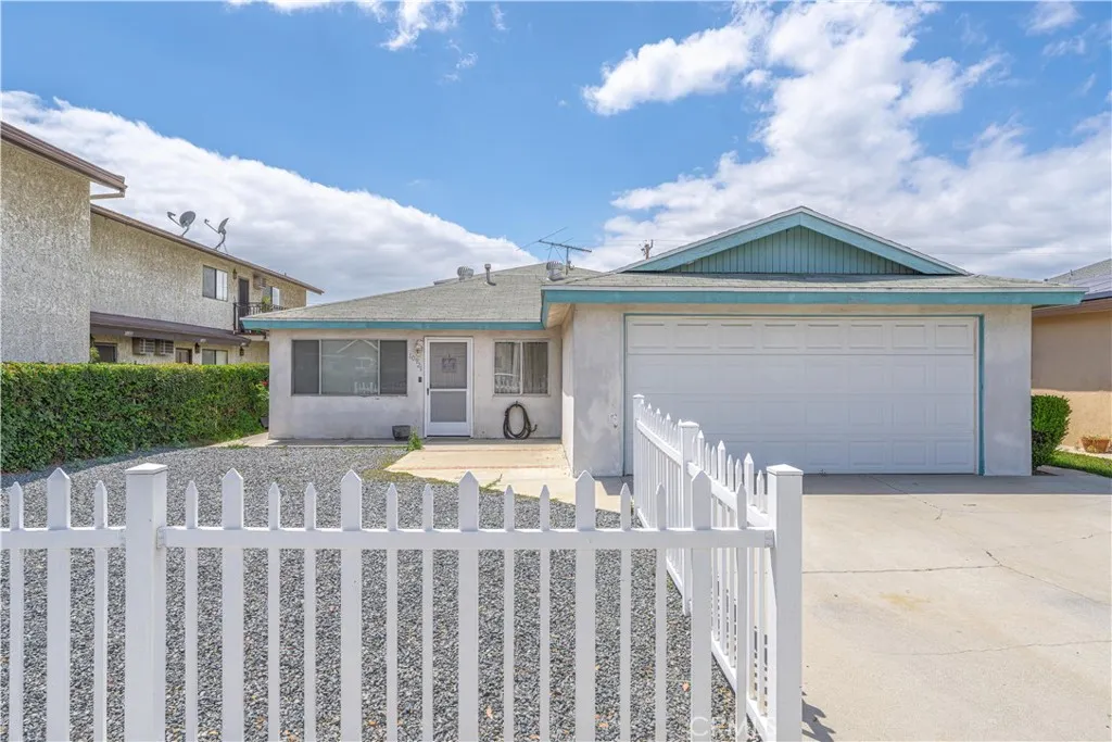 Additional image 3 of 10921 Walnut St, Los Alamitos, CA 90720