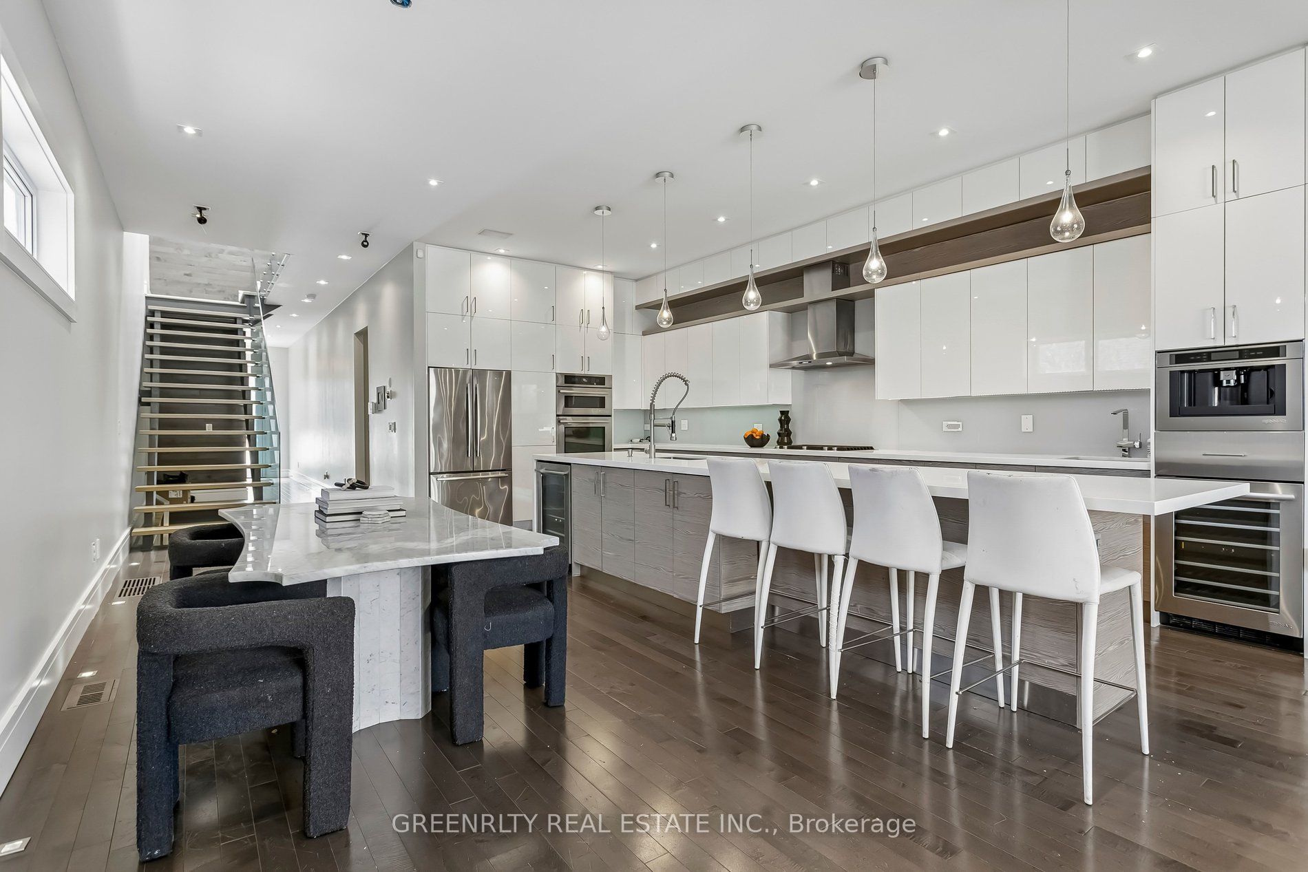 Additional image 6 of 21A Maple Avenue N, Mississauga, ON, L5H 2R9
