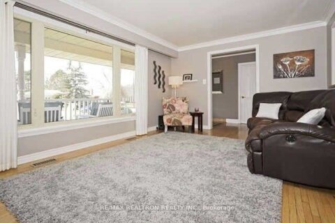Additional image 8 of Upper-325 Cochrane Street, Whitby, ON, L1N 5J4
