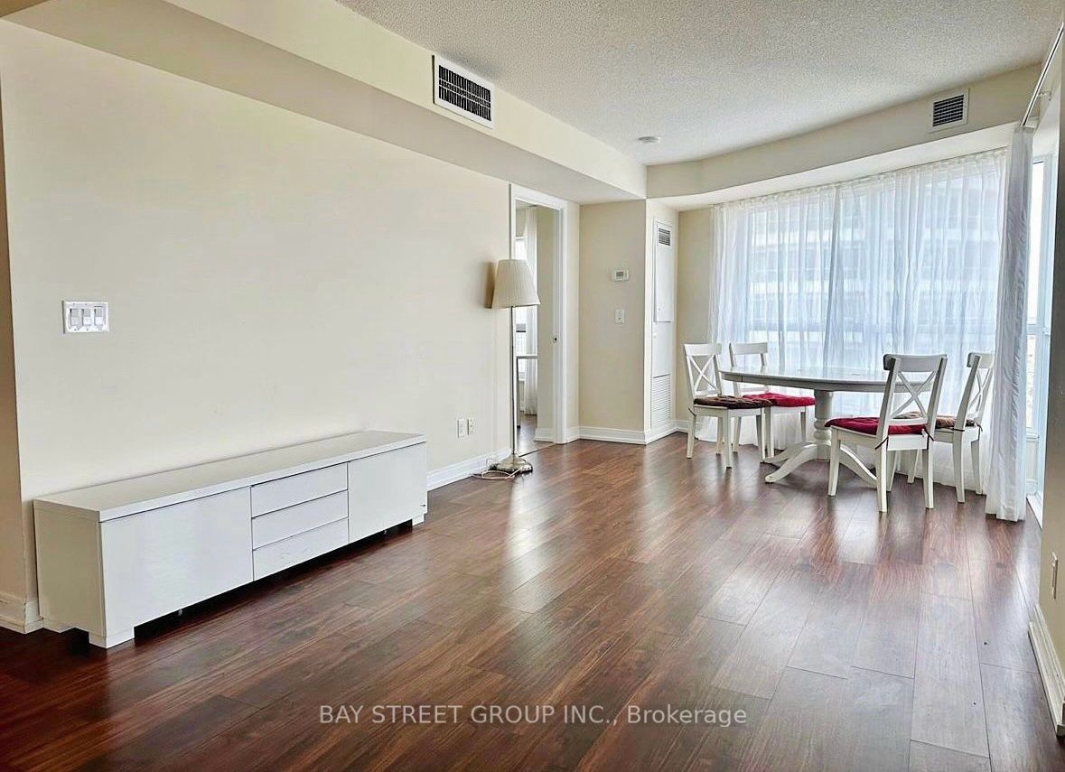 Additional image 2 of 1908-151 Village Green Square, Toronto, ON, M1S 0K5